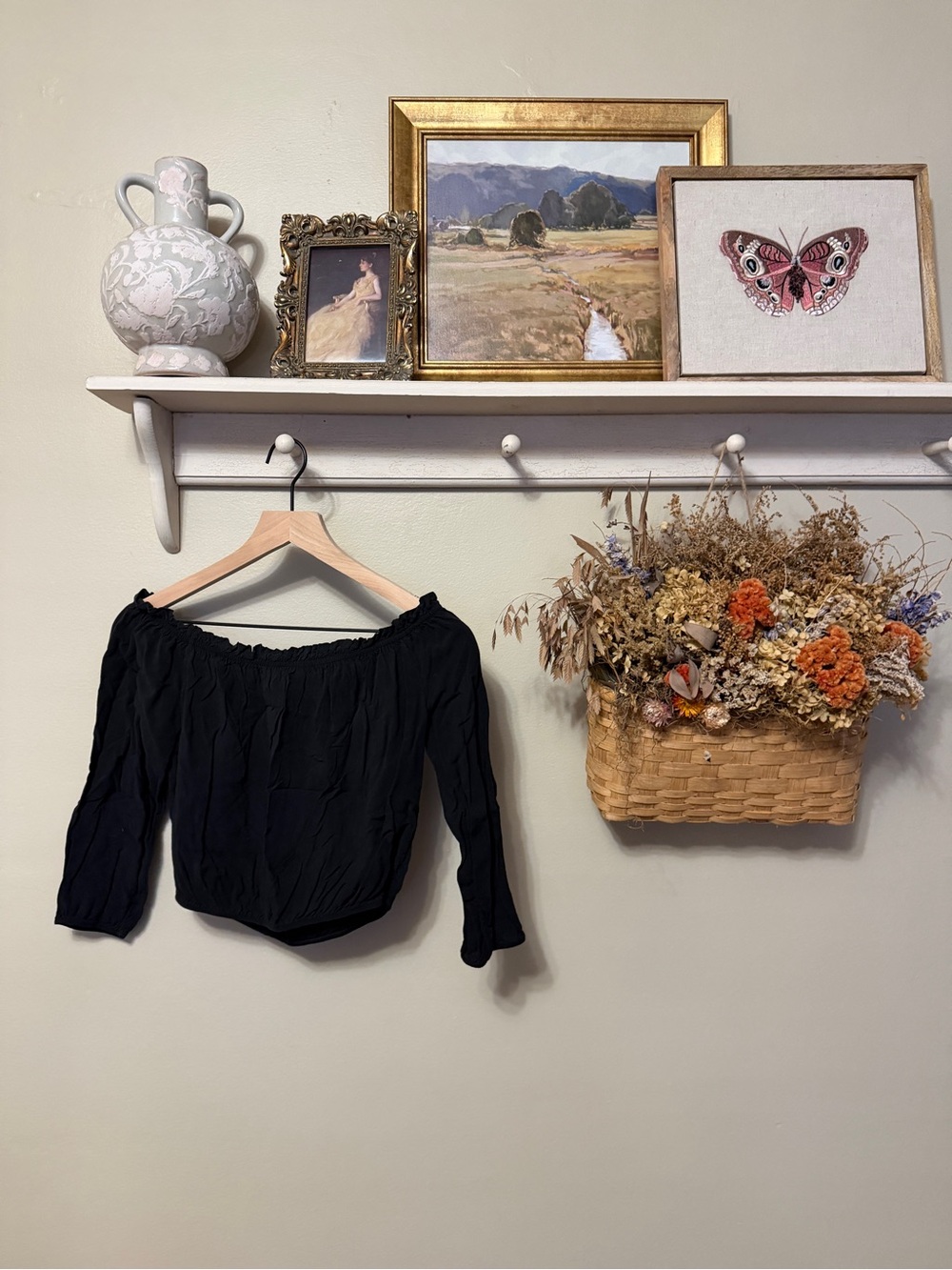 Brandy Melville Black Off-Shoulder Crop Top